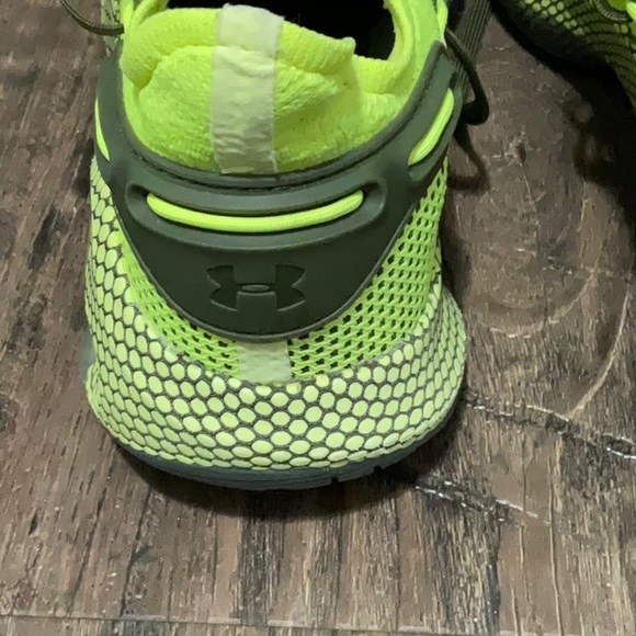 Under Armour curry 6 basketball shoes size 5.5Y - Picture 5 of 9